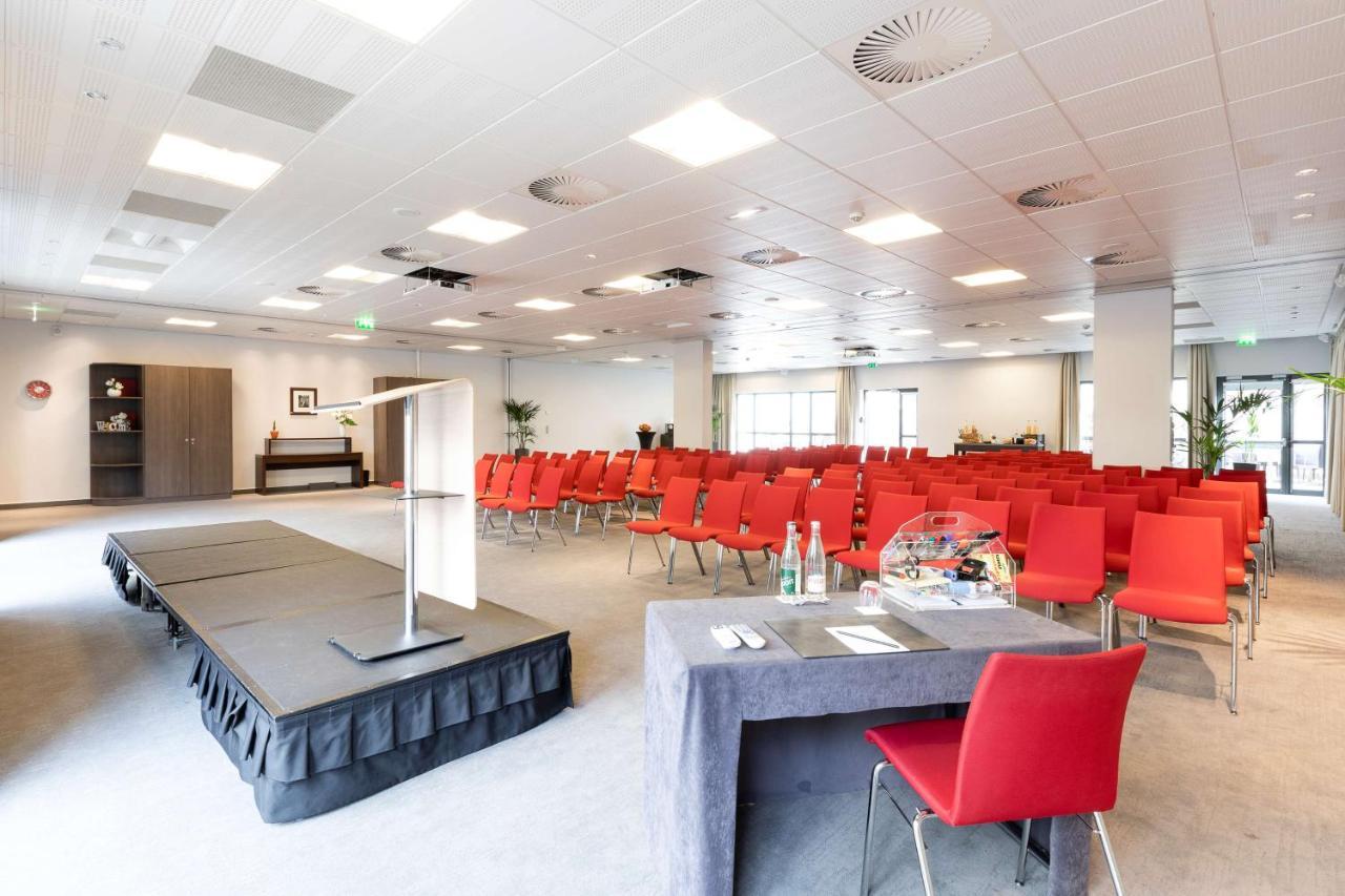 Radisson Blu Hotel, Paris 4* Boulogne-Billancourt