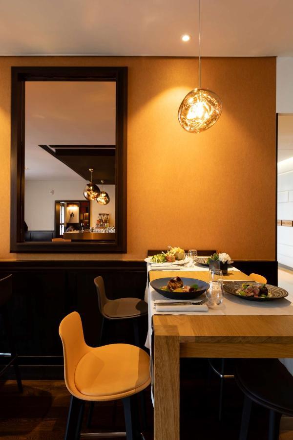 Hotel Radisson Blu Hotel, Paris 4*