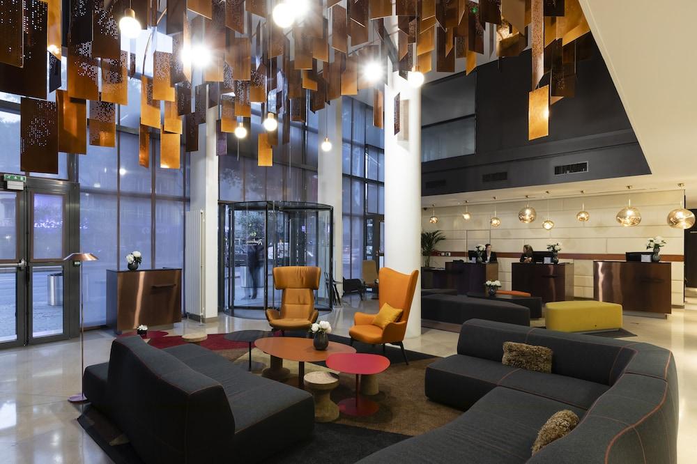 Radisson Blu Hotel, Paris Hotel