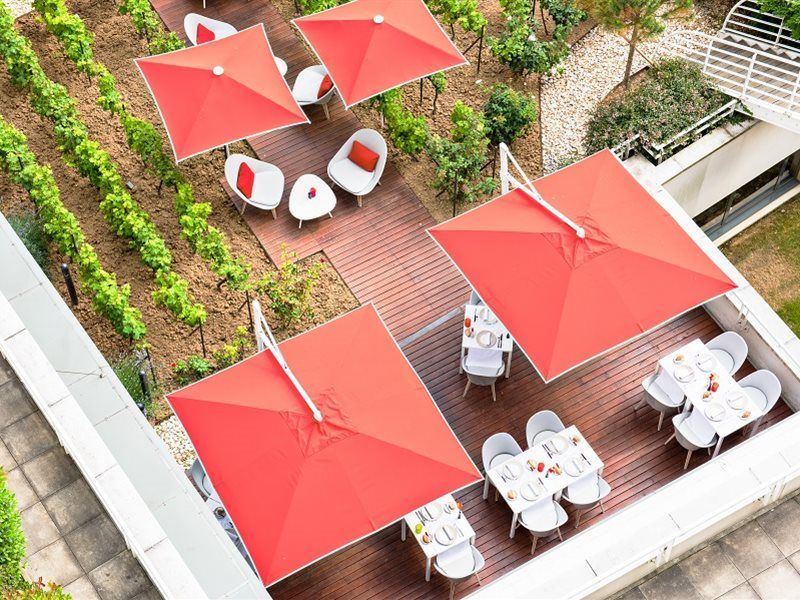 Hotel Radisson Blu Hotel, Paris 4*